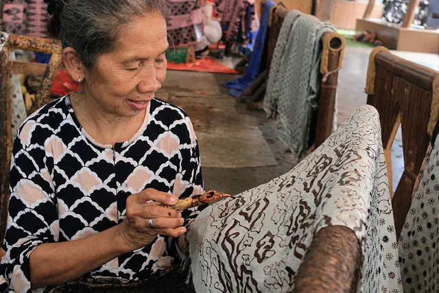 Batik Tulis, Cap, dan Printing: Apa Perbedaannya?